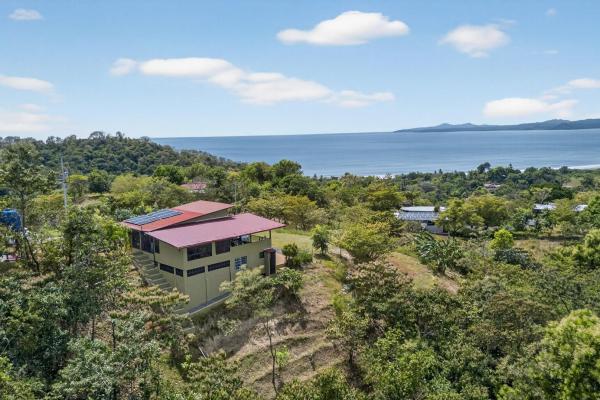 Ocean view home for sale in altos de malena torio