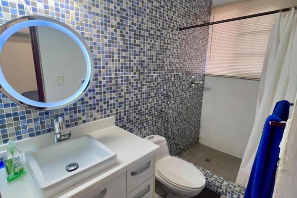 Vendo casa unifamiliar en ph castel novo – espaciosa y lista para ocupar