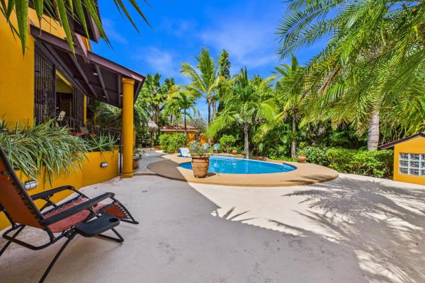 Casa tropical de 3 dormitorios hacienda pacifica