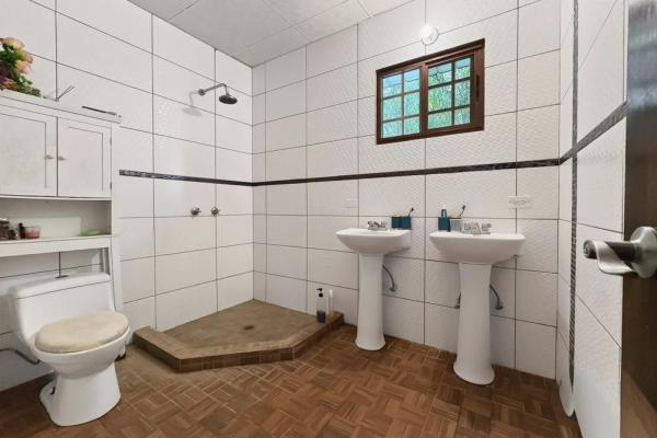 4-bedroom hacienda-style home in david