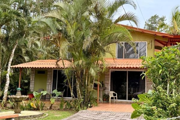 House for sale in el nido, cerro azul.