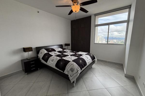 Se vende apartamento tipo jr pent-house en luxor 100