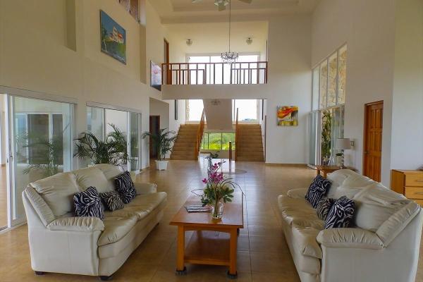 Beachfront 4-bedroom home with pool in boca chica