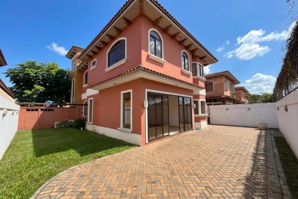 Family home for sale costa sur – near int. schools