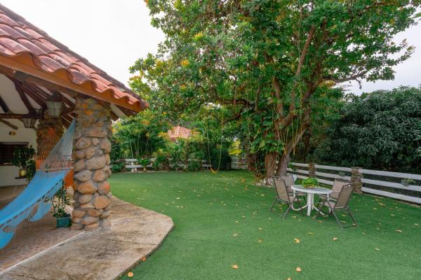 Beach hous in punta barco resort – near coronado