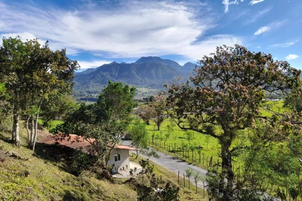 Lote privilegiado en venta en volcán