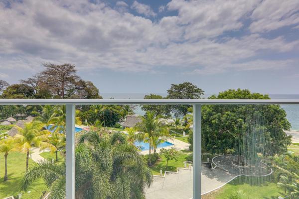 Pure beachfront luxury in bijao