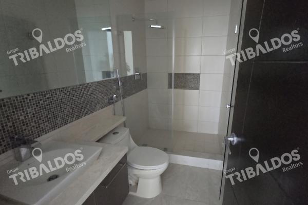 Sale of apartment in ocean waves nueva gorgona
