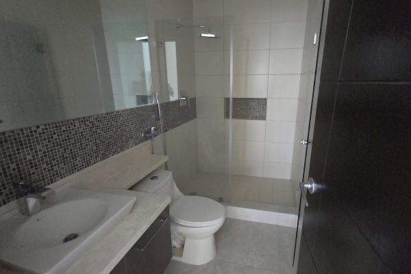 Venta de apartamento en ocean waves nueva gorgona