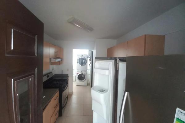Banco vende apartamento en ph sol del este, costa del este