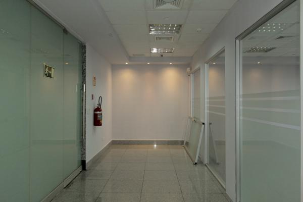 Alquiler oficina sin divisiones en torre bicsa, avenida balboa