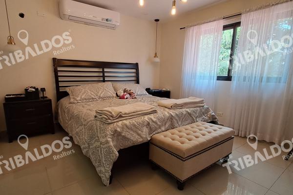 Sale of family house in ph sunset hills, costa verde