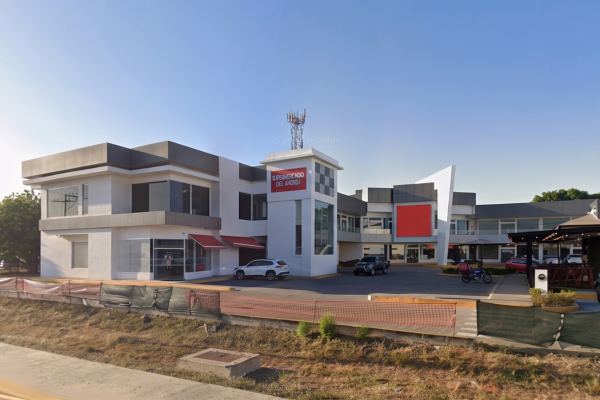 Alquiler de local comercial en el centro empresarial y financiero de azuero