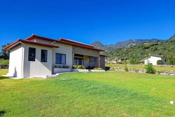 Excepcional casa en cerro verde estates, boquete