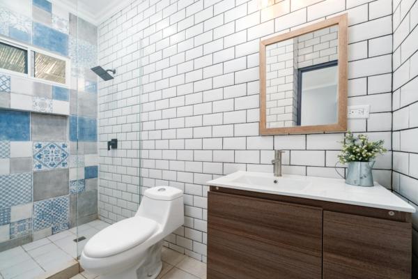 Casa con piscina de agua salada en dolega panamá