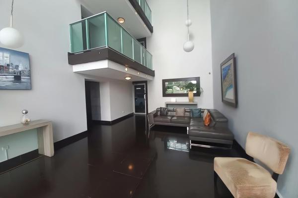 Banco vende apartamento en ph sol del este, costa del este