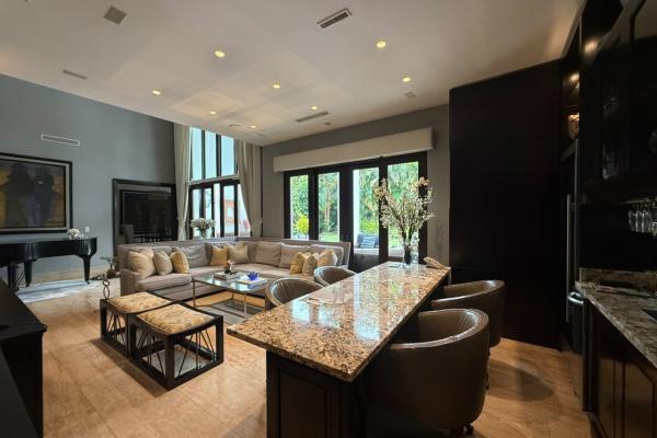 Sale of house in ph fairway estates, santa maría