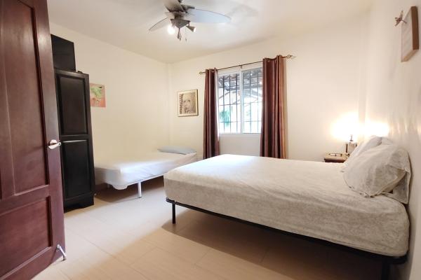 San carlos oasis: 4br house, guest house & pool