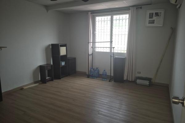 Beautiful townhome in privileged residential area