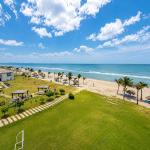 Ocean view living in playa caracol