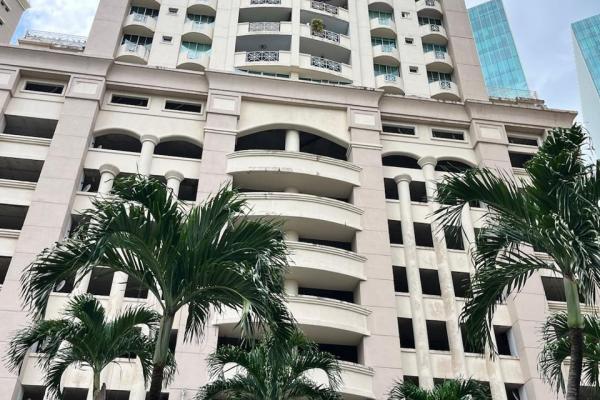 Bank selling apartment in ph costa pacífica – san