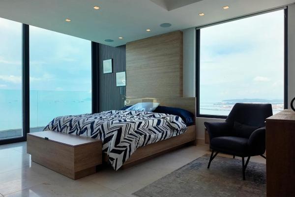Apartamento con vista al mar en punta paitilla, ciudad de panamá.