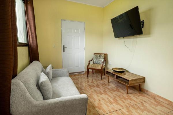 Alto boquete home with studio & fenced yard