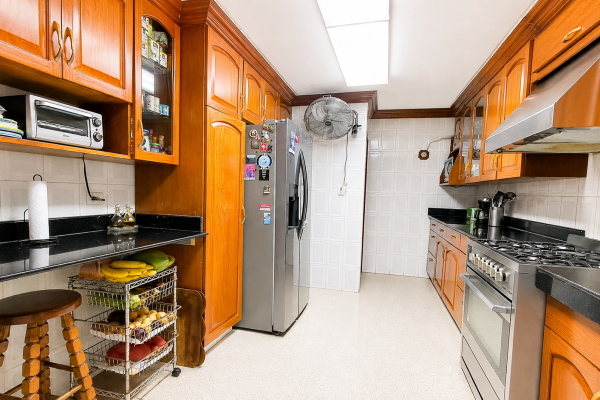 Casa en venta en la manzana de obarrio