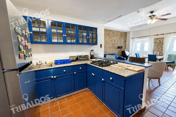 Residential building for sale in casco antiguo