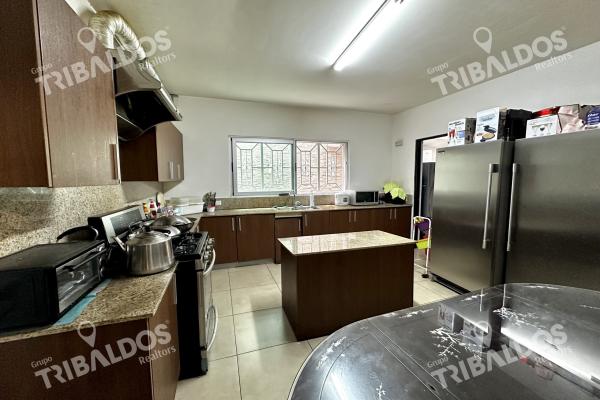 Venta de casa en dorado village en condado del rey
