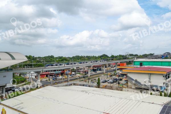Alquiler de local comercial en centro comercial la doña