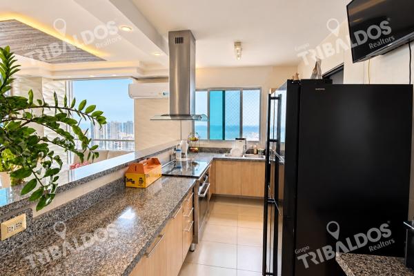 Venta de apartamento en san francisco, vista al mar y la ciudad ph tao