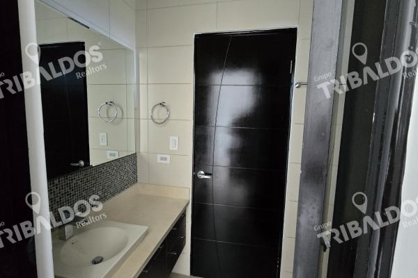 Venta de apartamento en ocean waves nueva gorgona