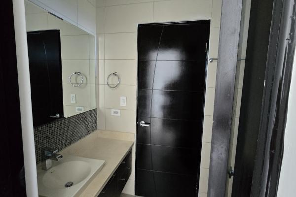 Venta de apartamento en ocean waves nueva gorgona