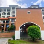 Banco vende ph embassy club, clayton