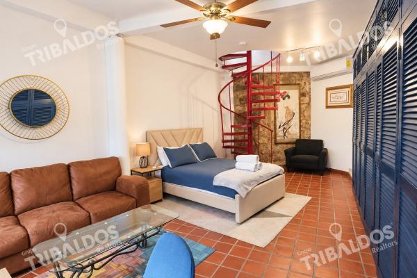 Residential building for sale in casco antiguo