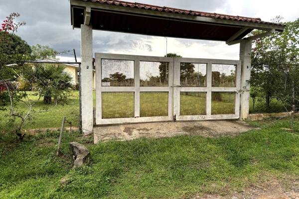 Beautiful 4.5 ha farm in el chirú, antón