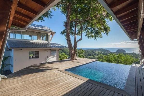 Lujosa casa en playa venao