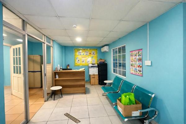 Propiedad comercial en venta o alquiler – uso multifuncional