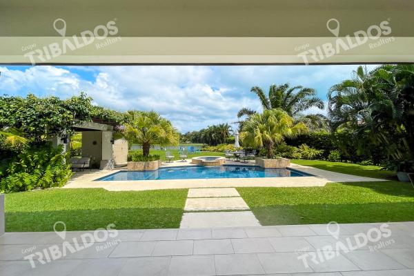 Se vende casa de playa en buenaventura