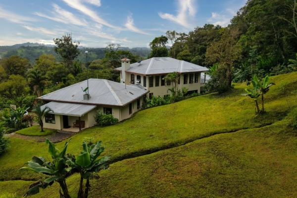 Luxury mountain estate in volcan, tisingal, chiriqui