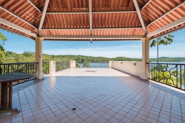 Boutique resort boca chica-commercial potential