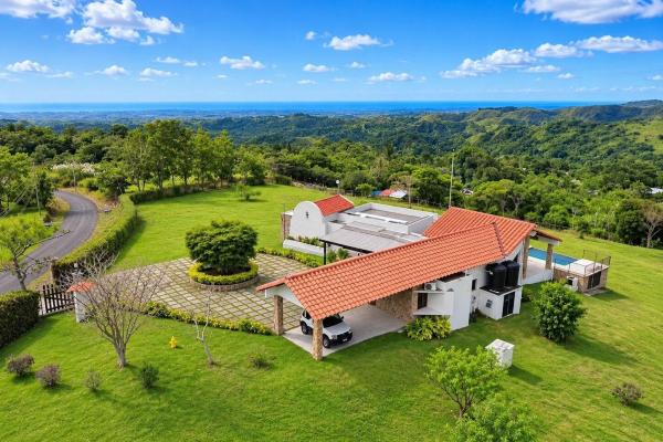 Spectacular mountain house heated pool | la laguna