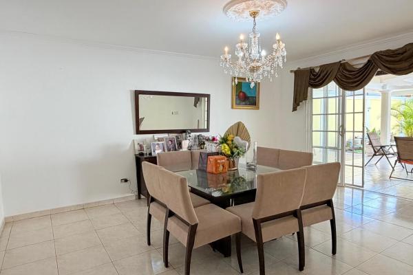 For sale:duplex house in brisas de golf, with pool