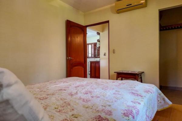 Casa con más de 1 hectárea y dos residencias