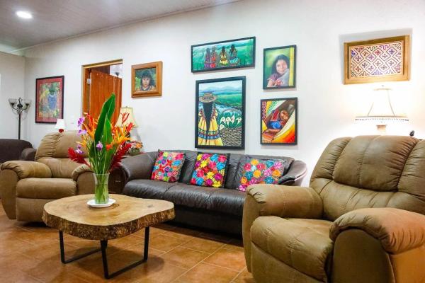 Private 7 hectare property with river near boquete