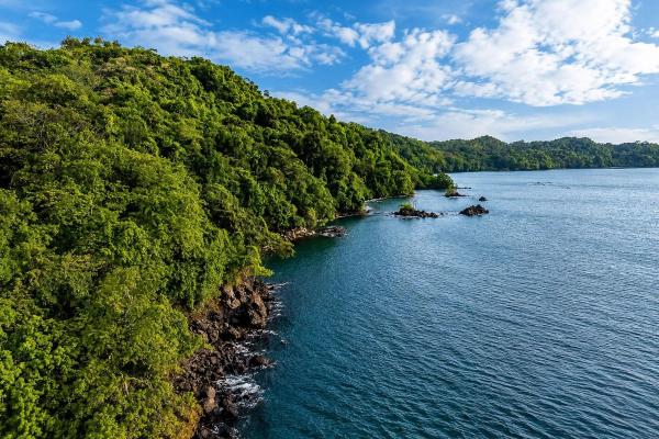 67-hectare oceanfront sanctuary in arena, veraguas