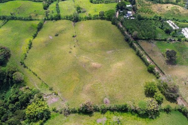 Amplia propiedad de 146.652 ha con fuentes de agua