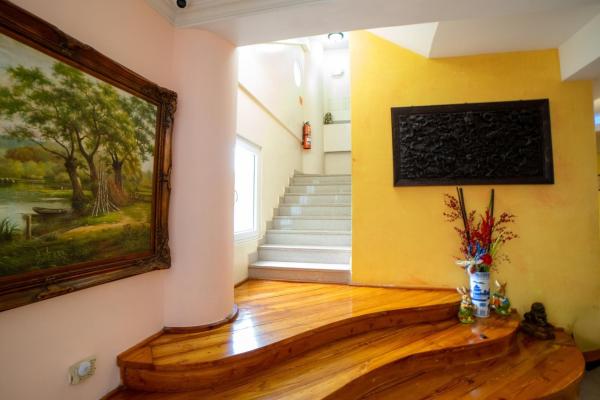 Multifamily building in panama city panama