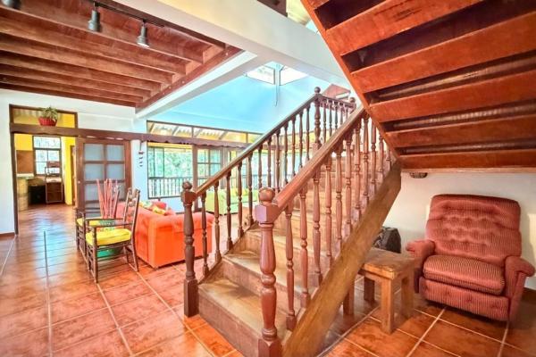 Se vende casa en altos de cerro azul